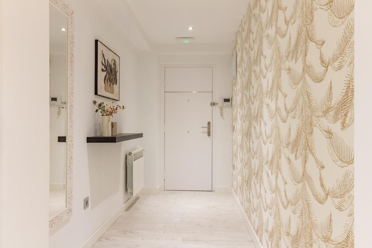Ah King Size Apartment Vut5461As Овиедо Екстериор снимка